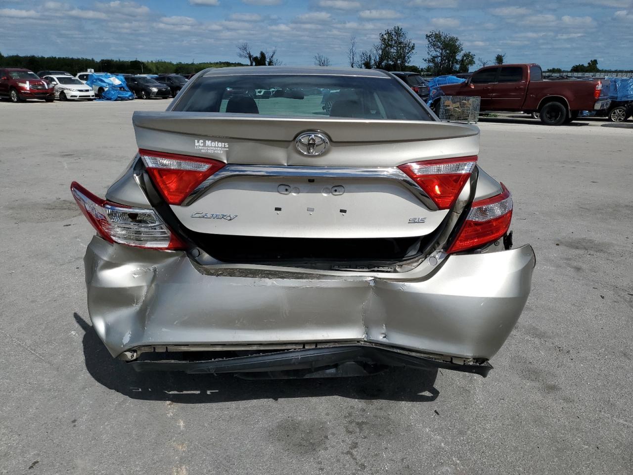 4T1BF1FK3FU965700 2015 Toyota Camry Le