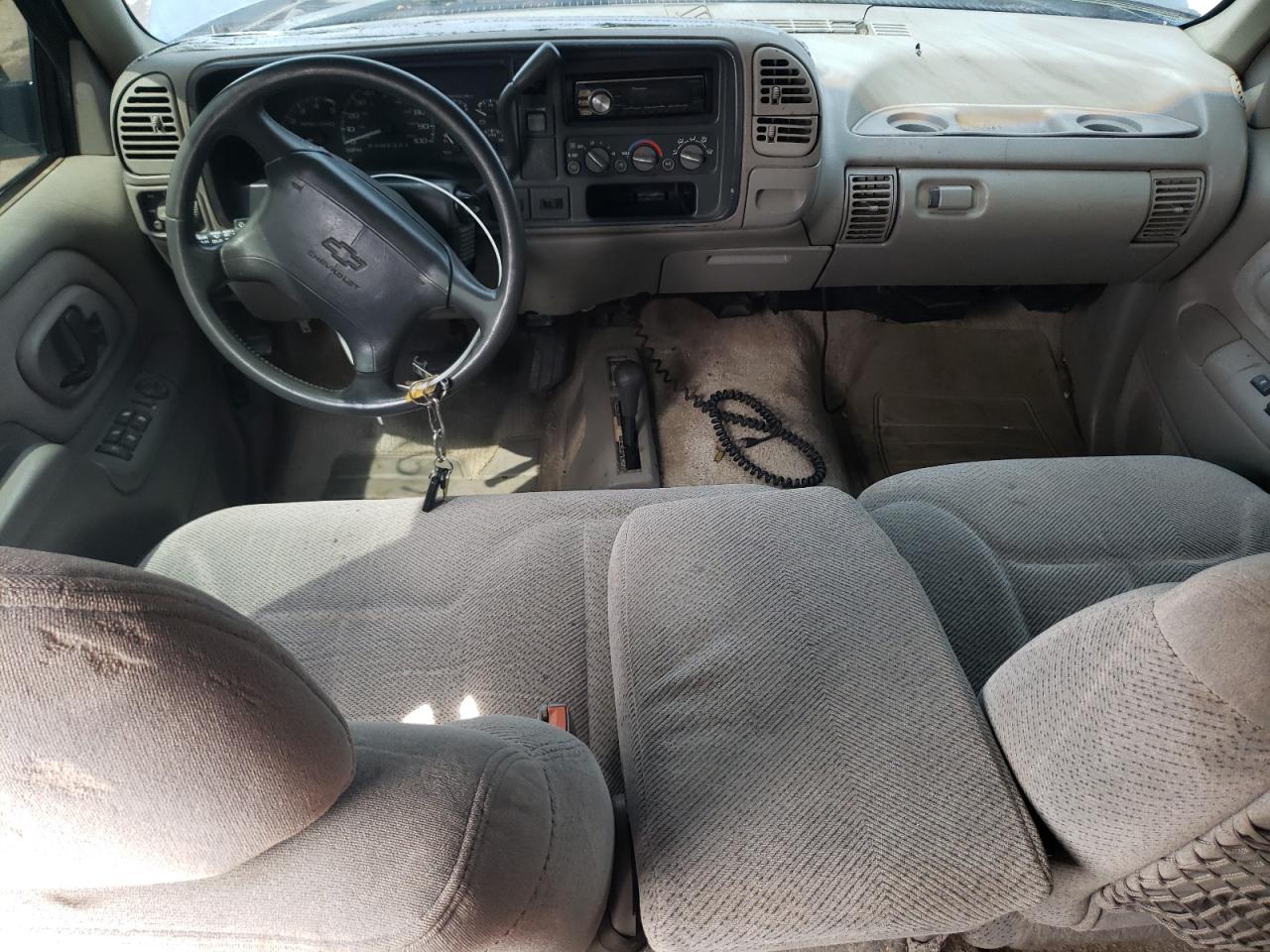 1gngk26k0sj344719 1GNGK26K0SJ344719 1995 Chevrolet Suburban K2500