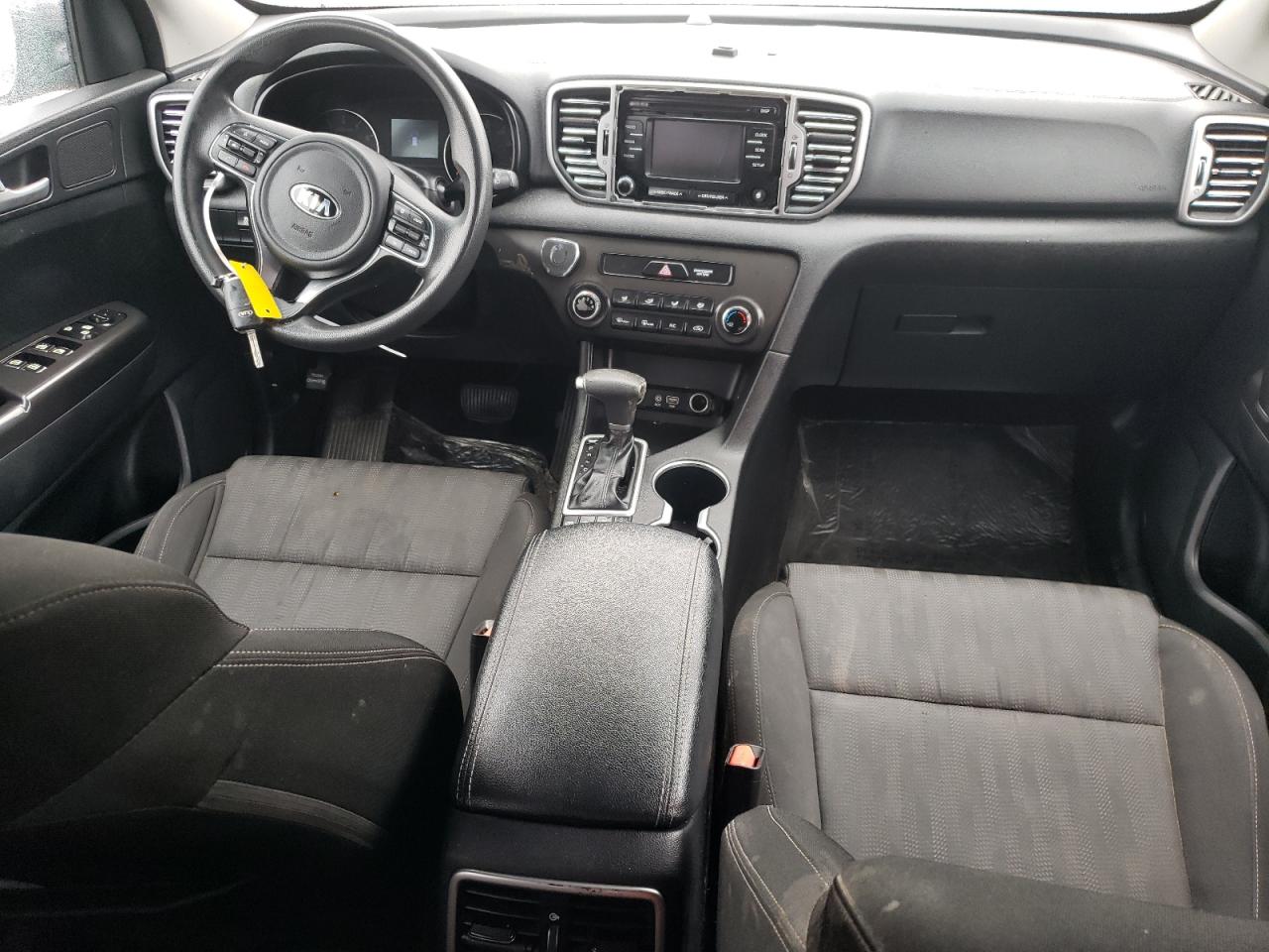 KNDPMCAC2H7132046 2017 Kia Sportage Lx