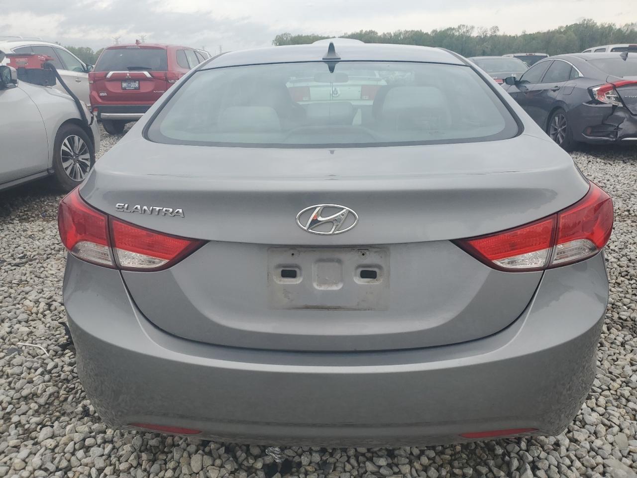 KMHDH4AE2DU775955 2013 Hyundai Elantra Gls