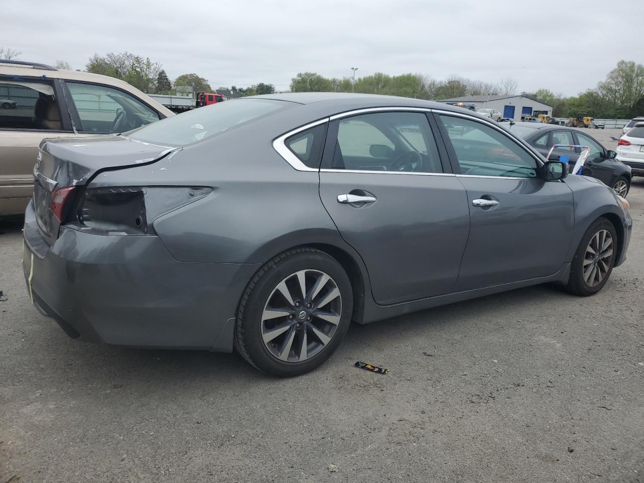 1N4AL3AP3JC156242 2018 Nissan Altima 2.5