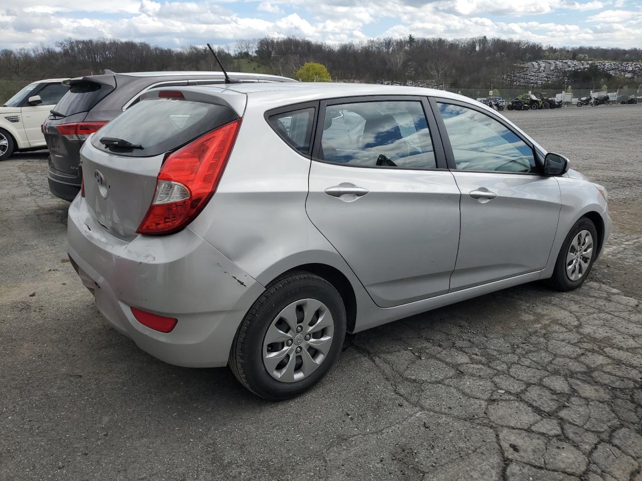 KMHCT5AE9GU237001 2016 Hyundai Accent Se