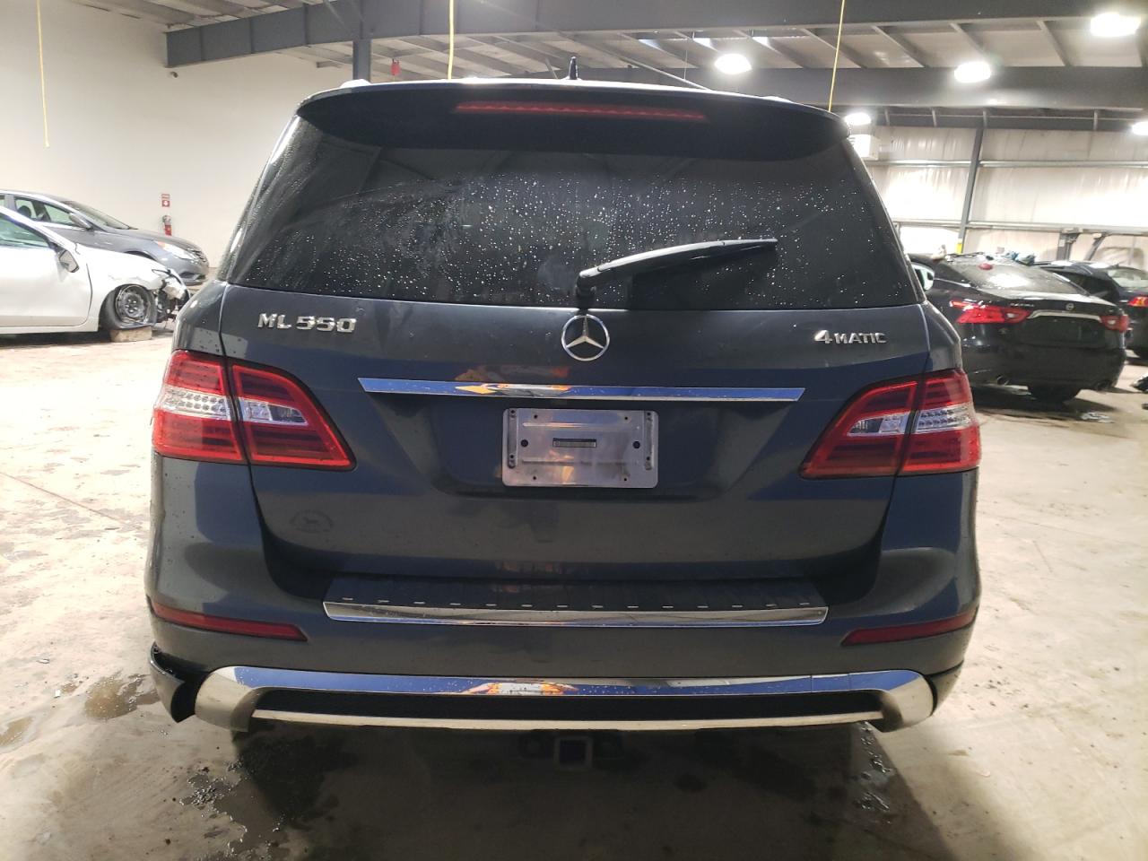 2013 Mercedes-Benz Ml 550 4Matic vin: 4JGDA7DB2DA143398