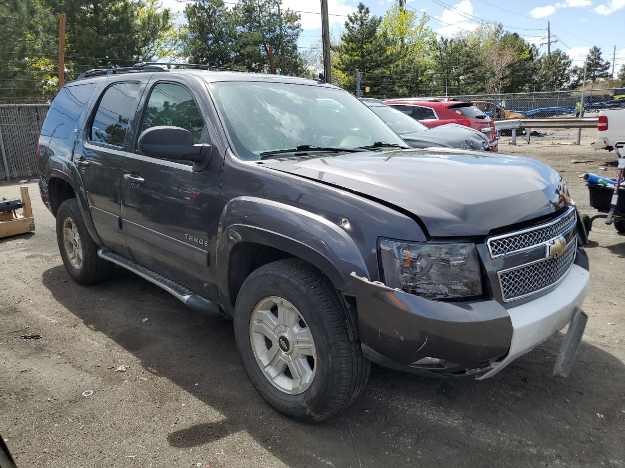 1GNSKBE06BR288636 2011 Chevrolet Tahoe K1500 Lt