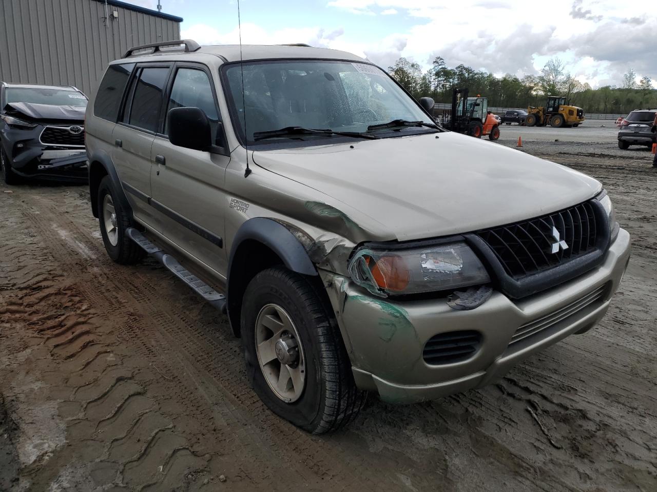 JA4LS21H33J001756 2003 Mitsubishi Montero Sport Es