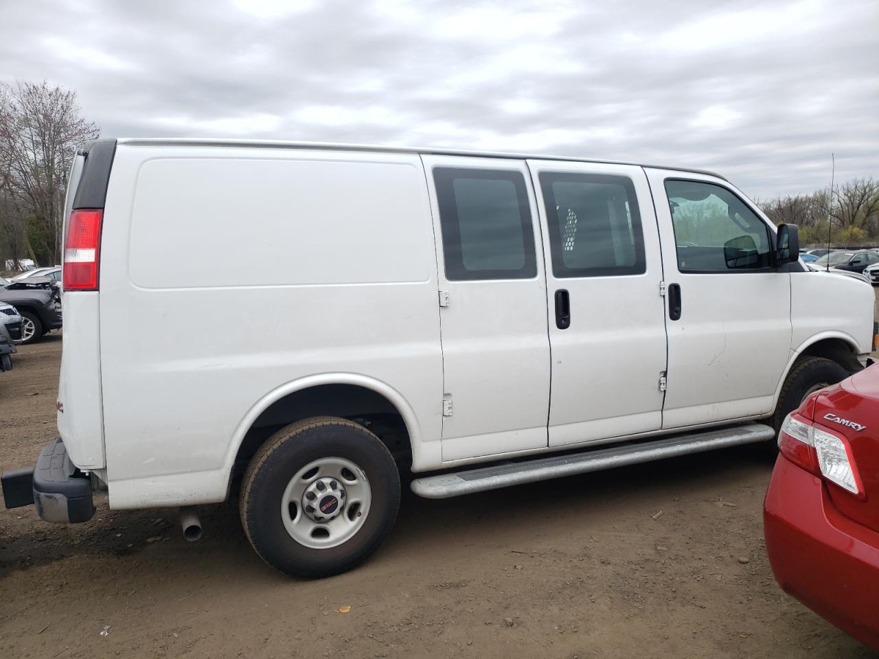 1GCWGAFP8L1272746 2020 Chevrolet Express G2500