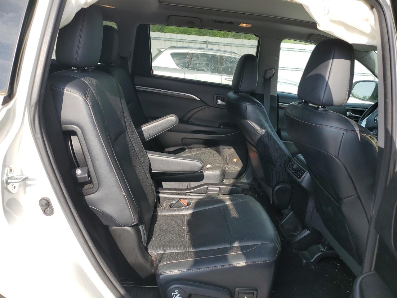 5TDDKRFH6FS186517 2015 Toyota Highlander Limited