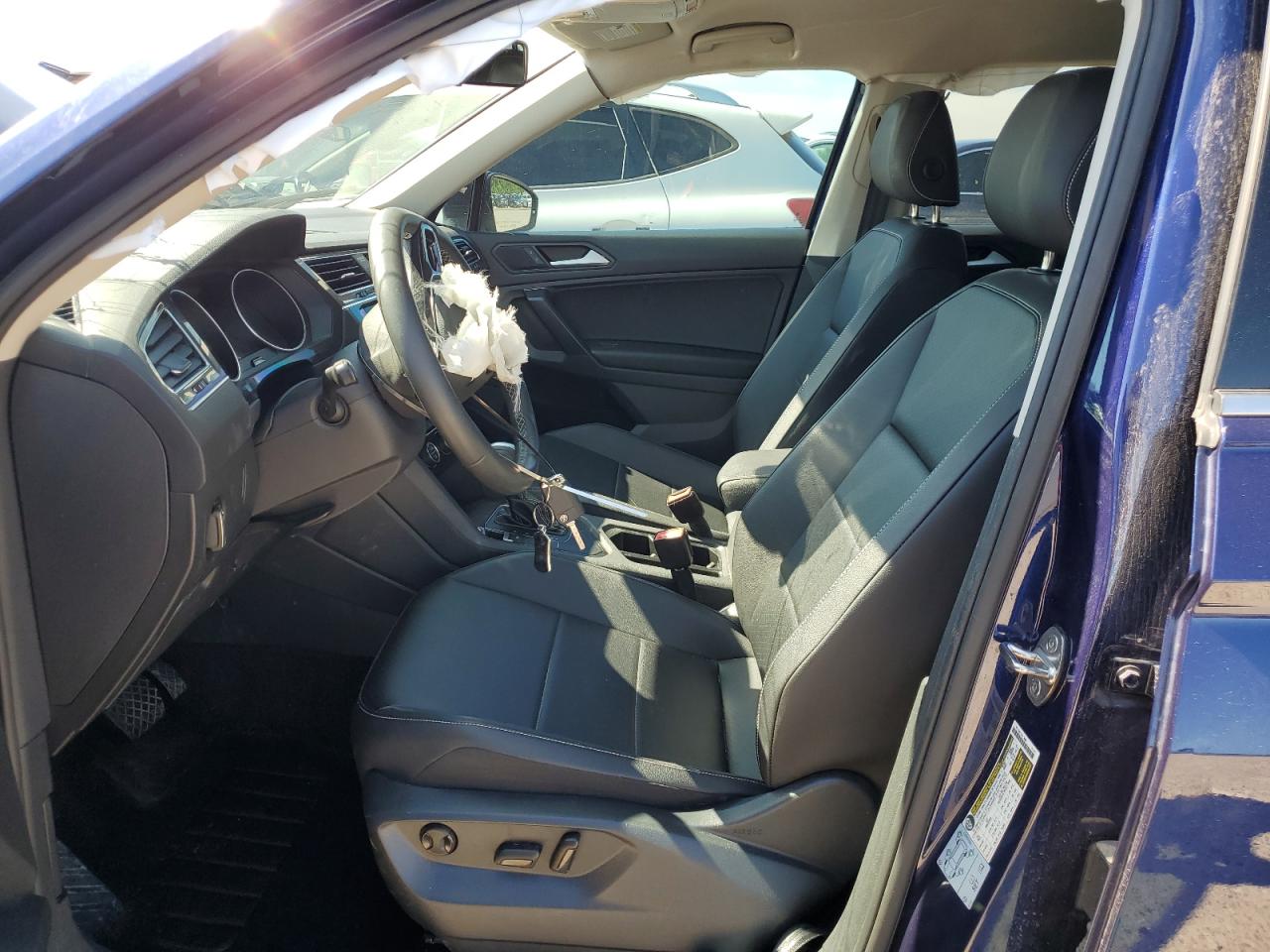 3VV3B7AXXMM102759 2021 Volkswagen Tiguan Se