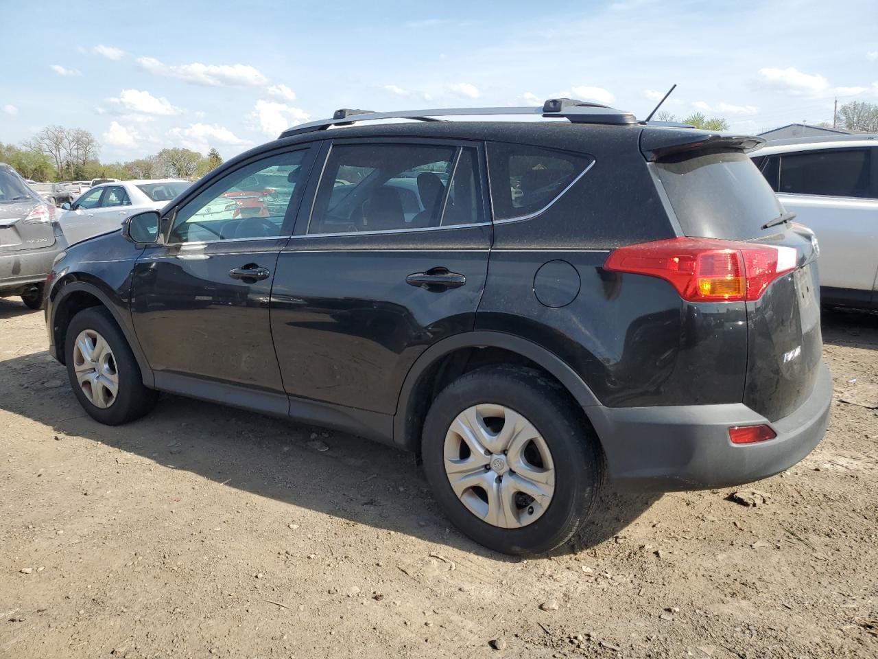 2T3BFREV2EW165907 2014 Toyota Rav4 Le