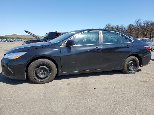 Lot #2471263042 2015 TOYOTA CAMRY HYBR salvage car