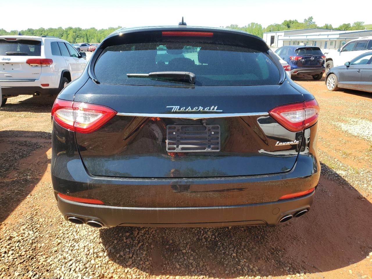 2017 Maserati Levante vin: ZN661XUA0HX210828