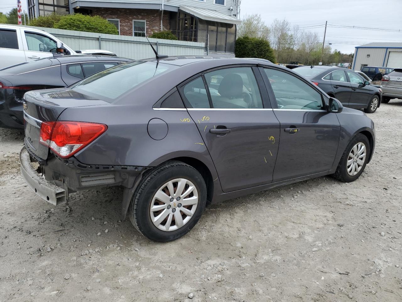 1G1PC5SHXB7130943 2011 Chevrolet Cruze Ls