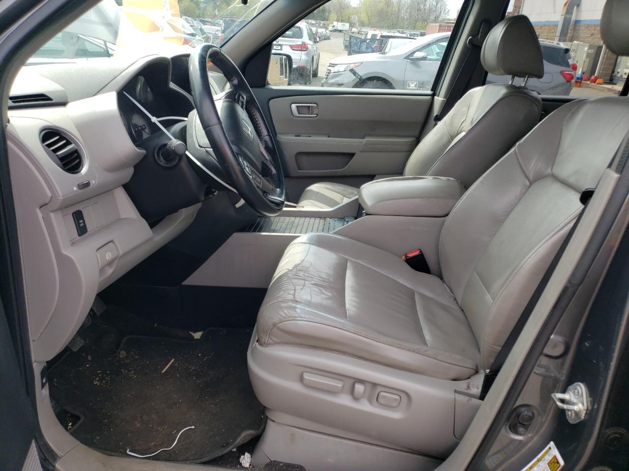 5FNYF4H74BB086119 2011 Honda Pilot Exln