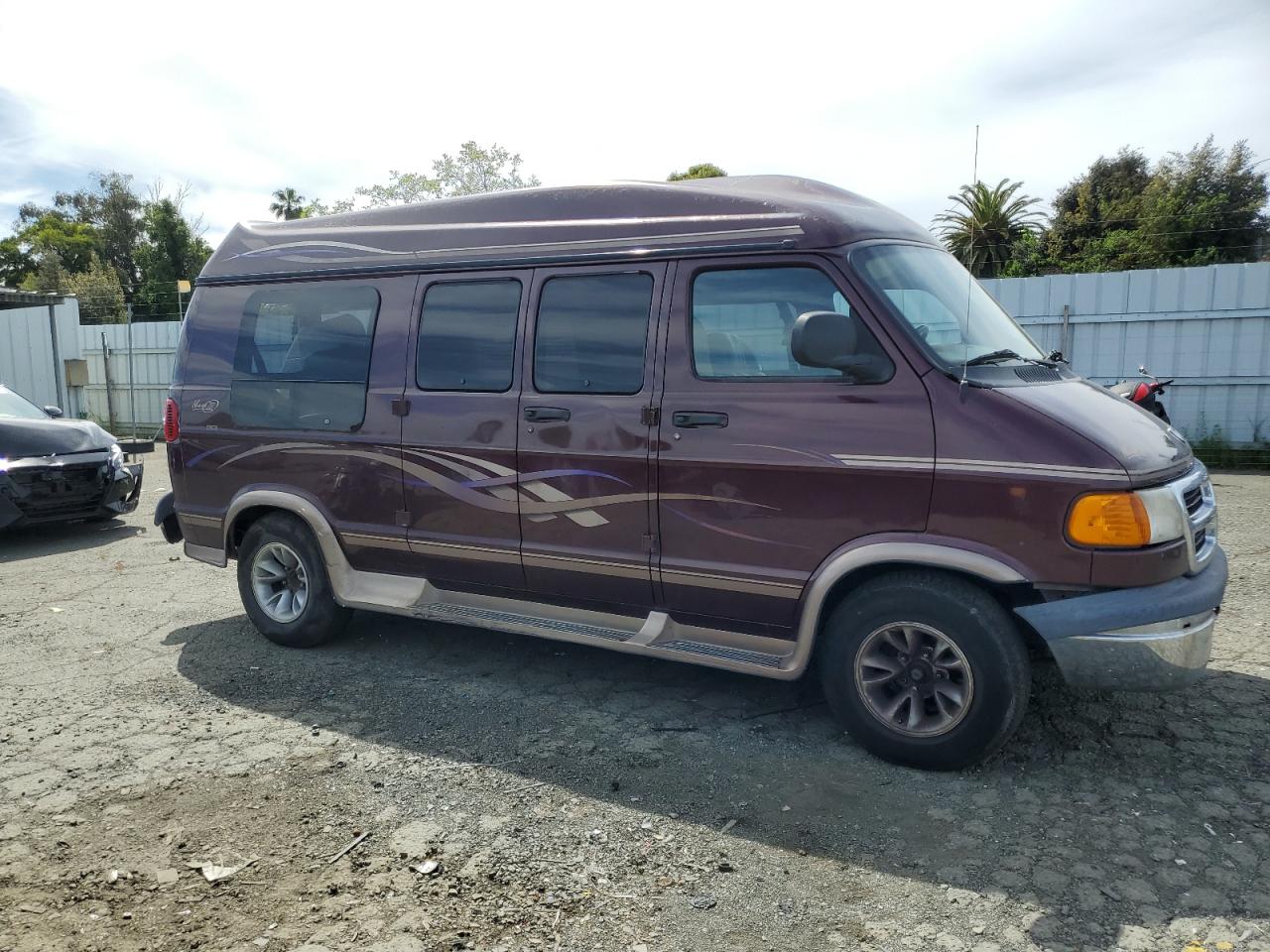 2B6HB11Y0XK554255 1999 Dodge Ram Van B1500