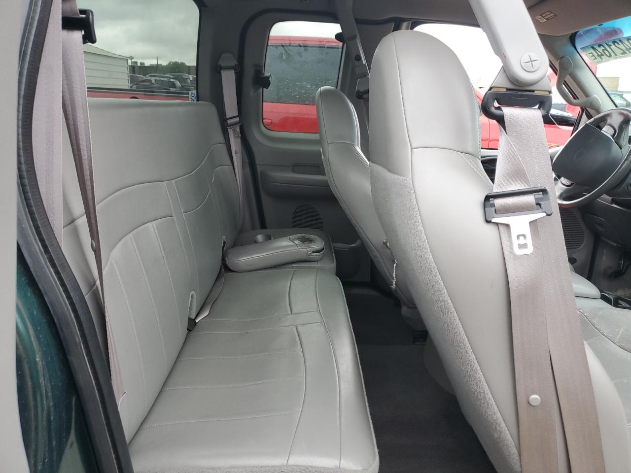 1FTRX17L1YNA02900 2000 Ford F150