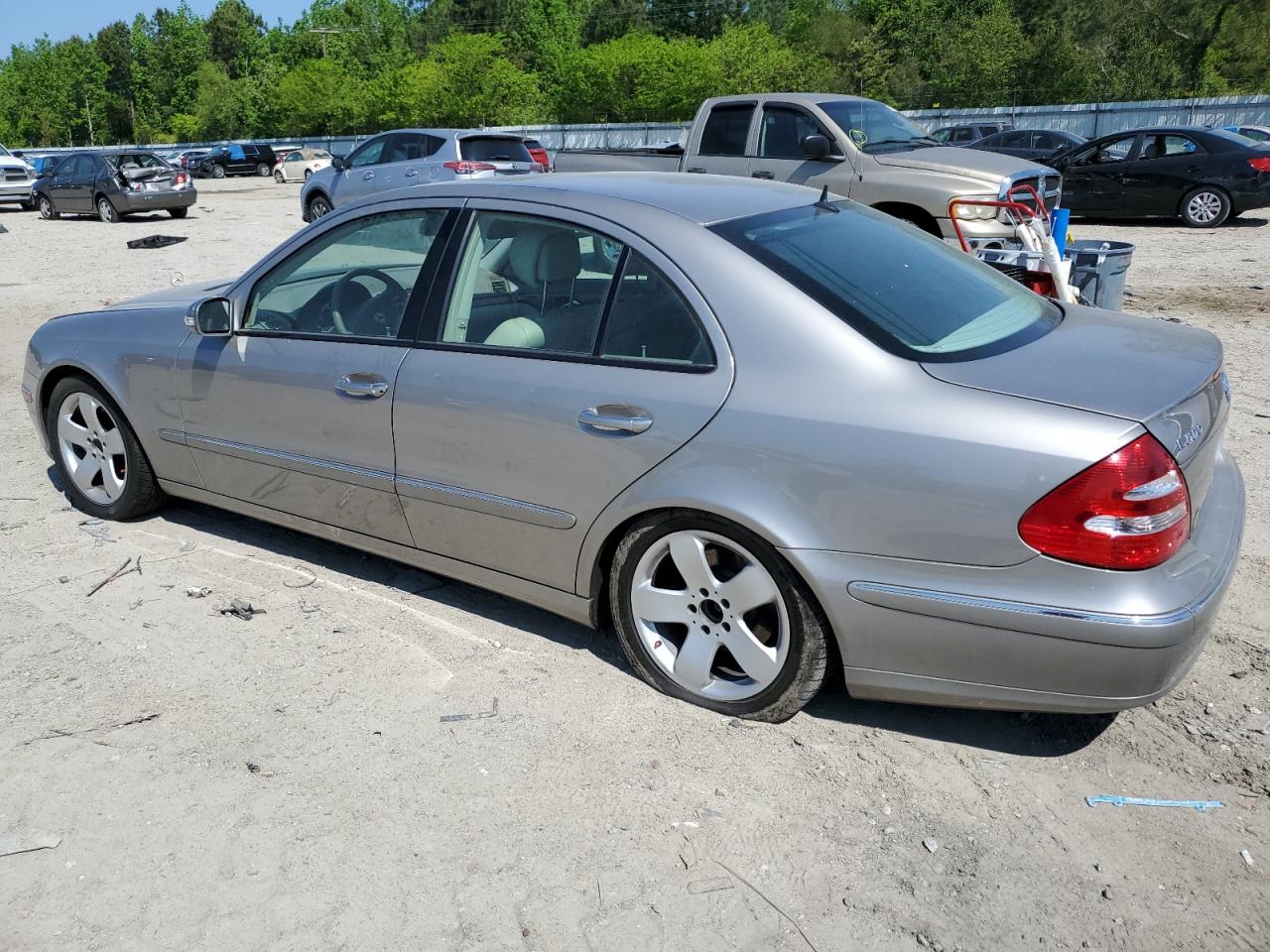 WDBUF83J56X196695 2006 Mercedes-Benz E 500 4Matic