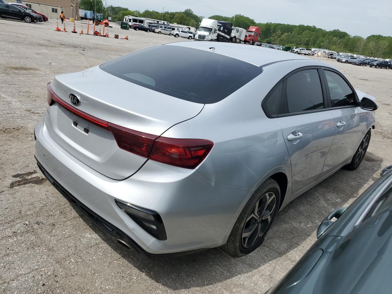 2021 Kia Forte Fe vin: 3KPF24AD0ME308862