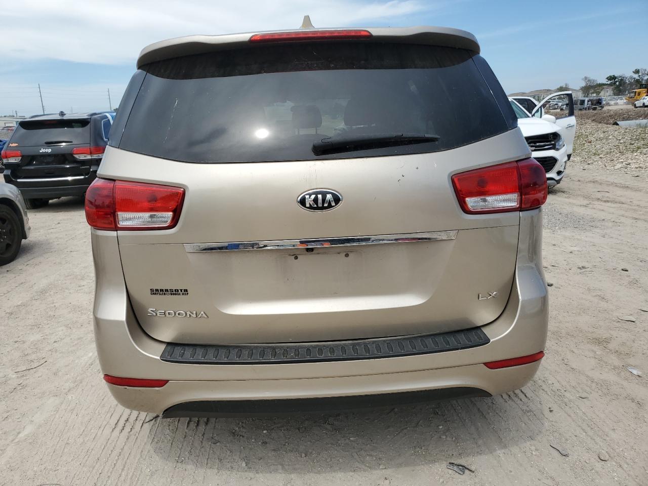 KNDMB5C10H6230577 2017 Kia Sedona Lx