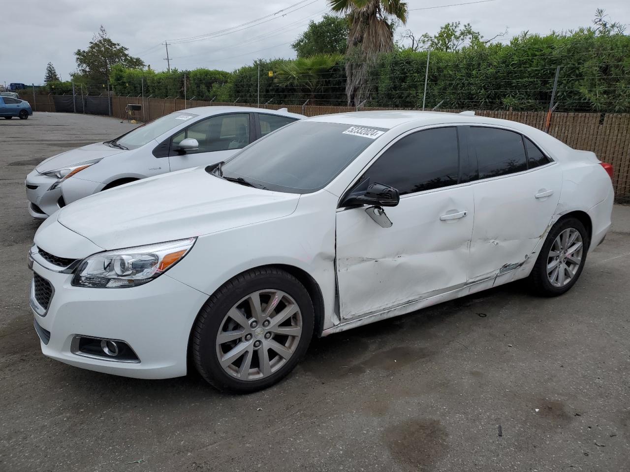 1G11D5SL5FF159740 2015 Chevrolet Malibu 2Lt