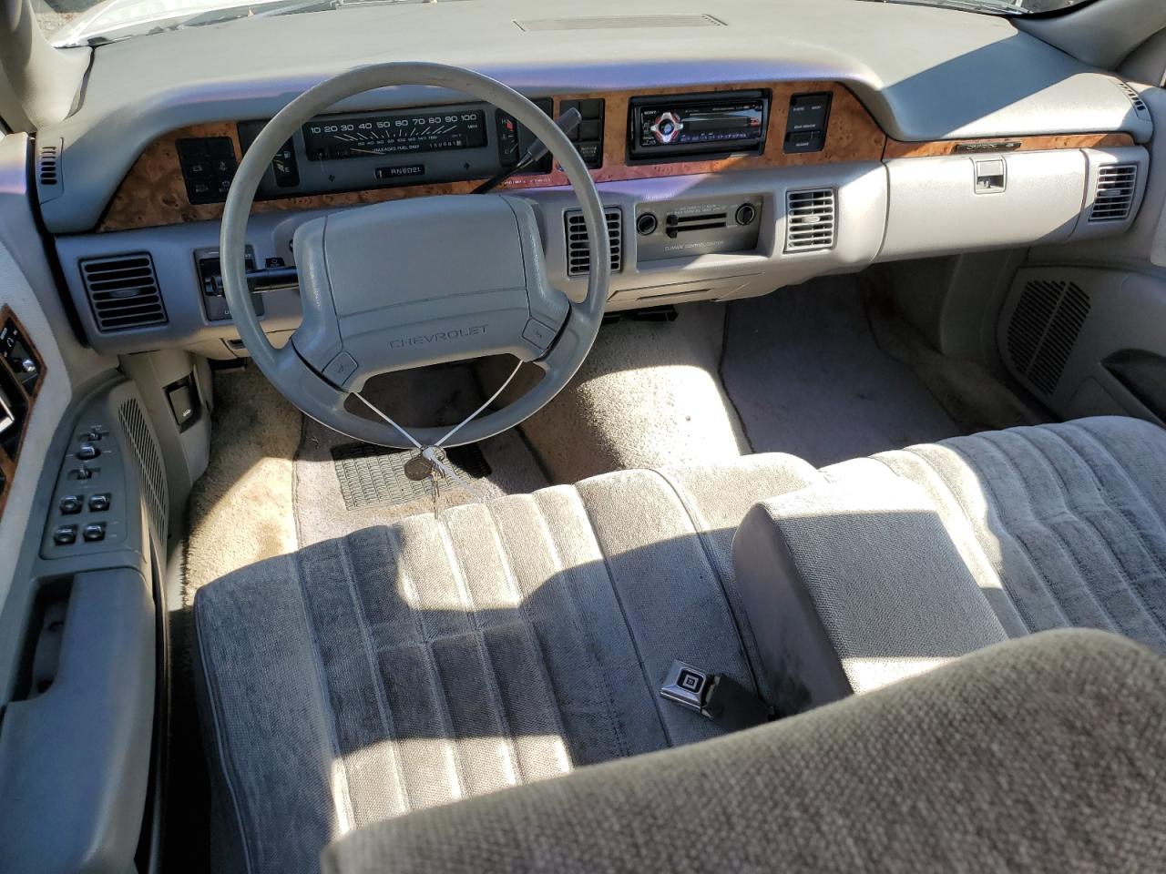 1G1BL8378NW118138 1992 Chevrolet Caprice