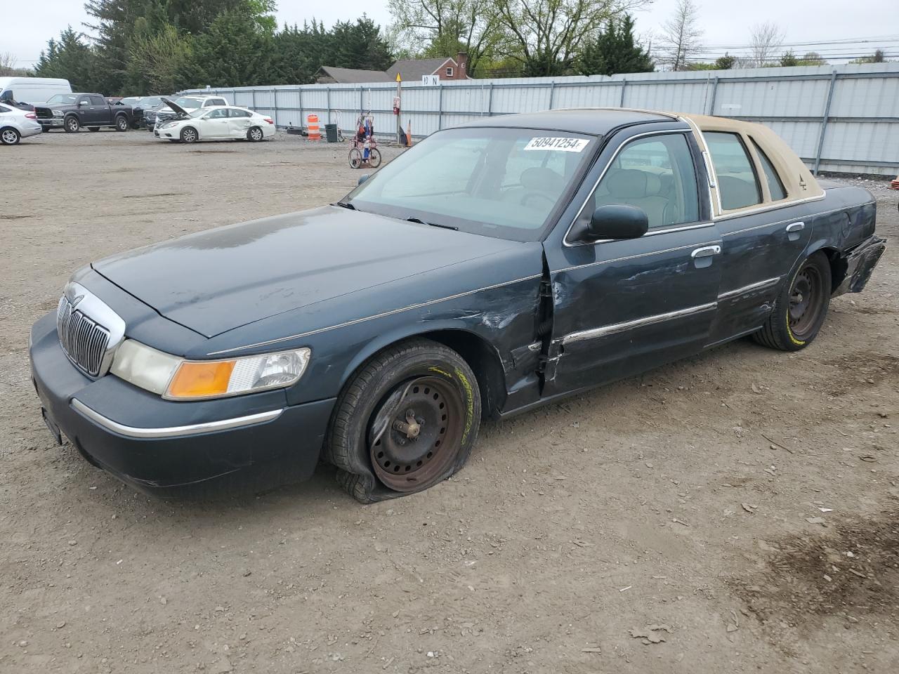 2MEFM74W1WX622623 1998 Mercury Grand Marquis Gs