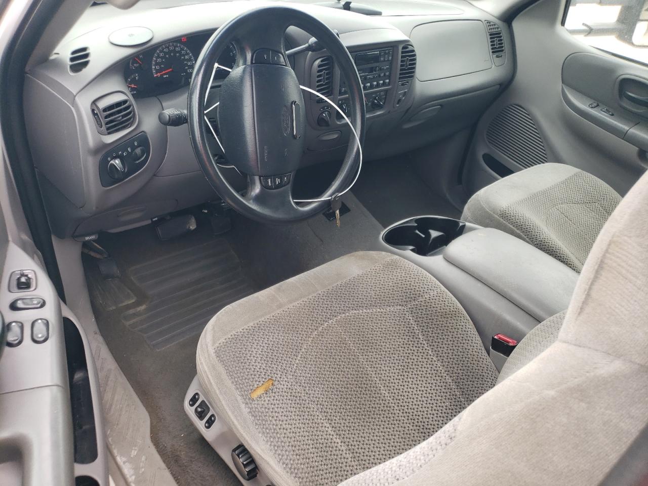 1FTRX18L9YKA32792 2000 Ford F150