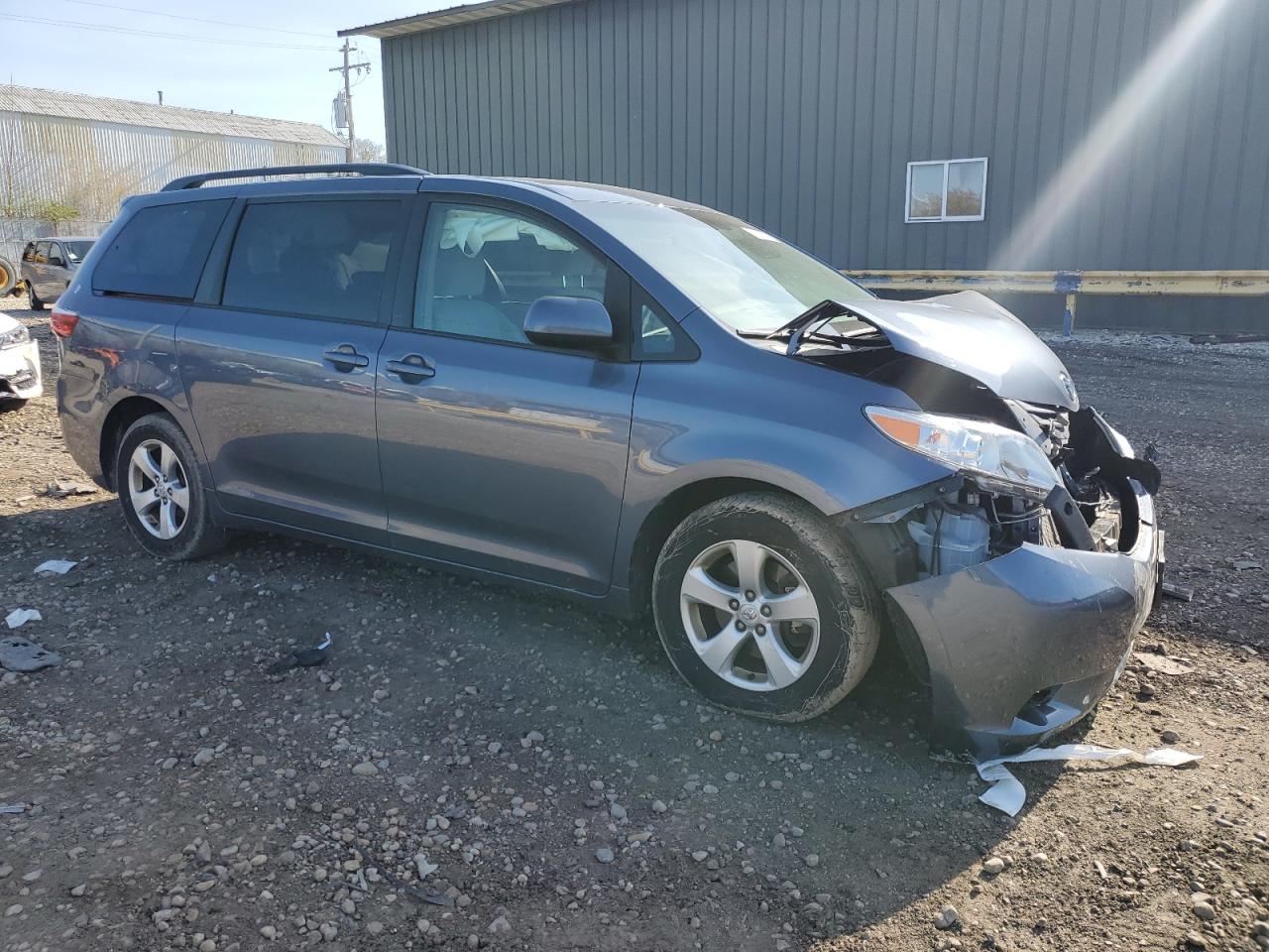 5TDKK3DCXFS651800 2015 Toyota Sienna Le