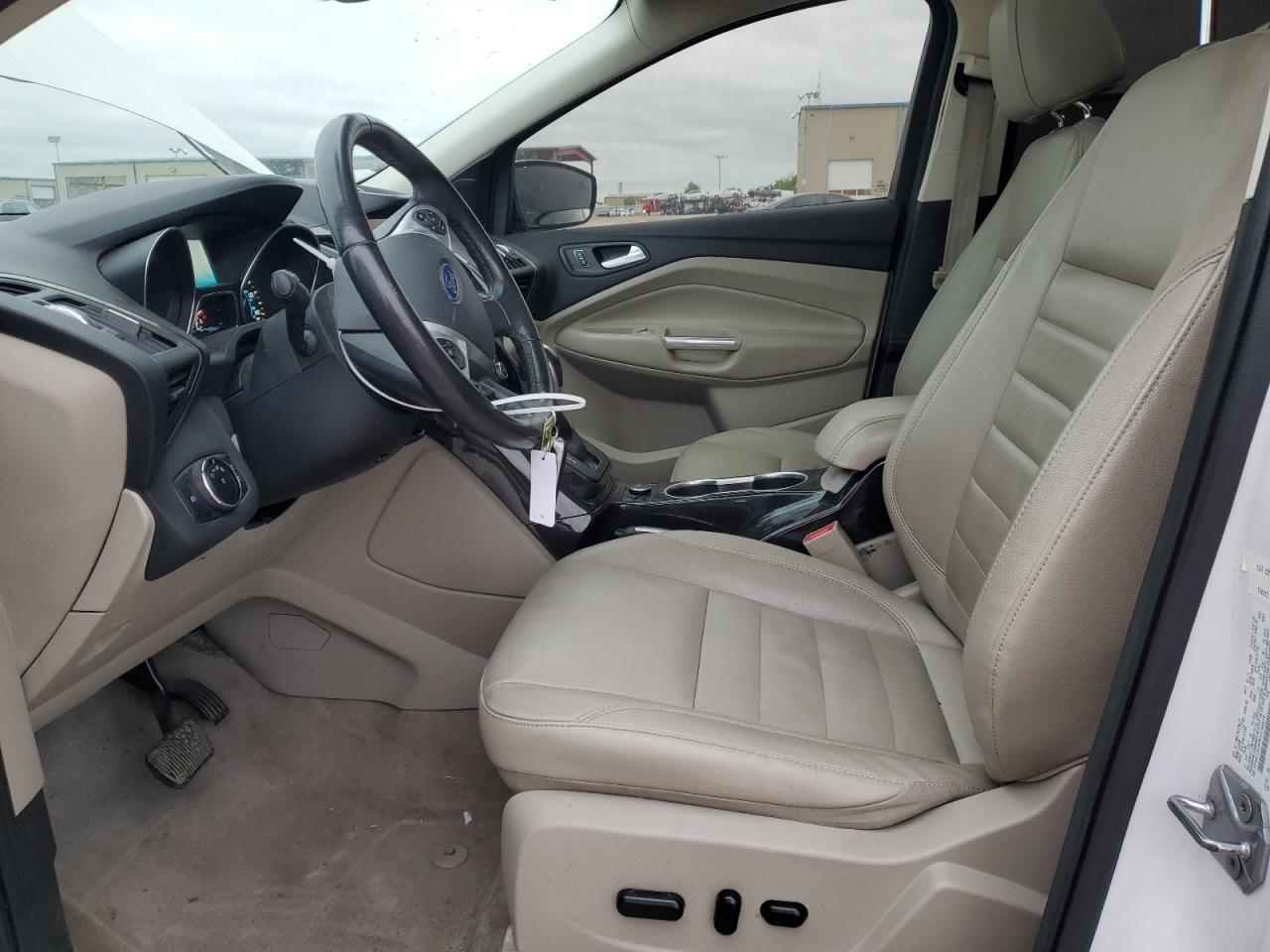 1FMCU0J93EUC44414 2014 Ford Escape Titanium