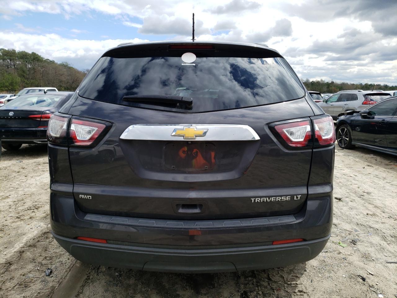 1GNKVHKD8EJ262267 2014 Chevrolet Traverse Lt