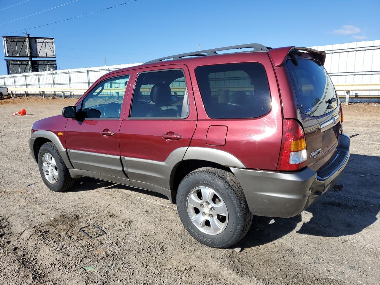 4F2CZ96163KM01374 2003 Mazda Tribute Es