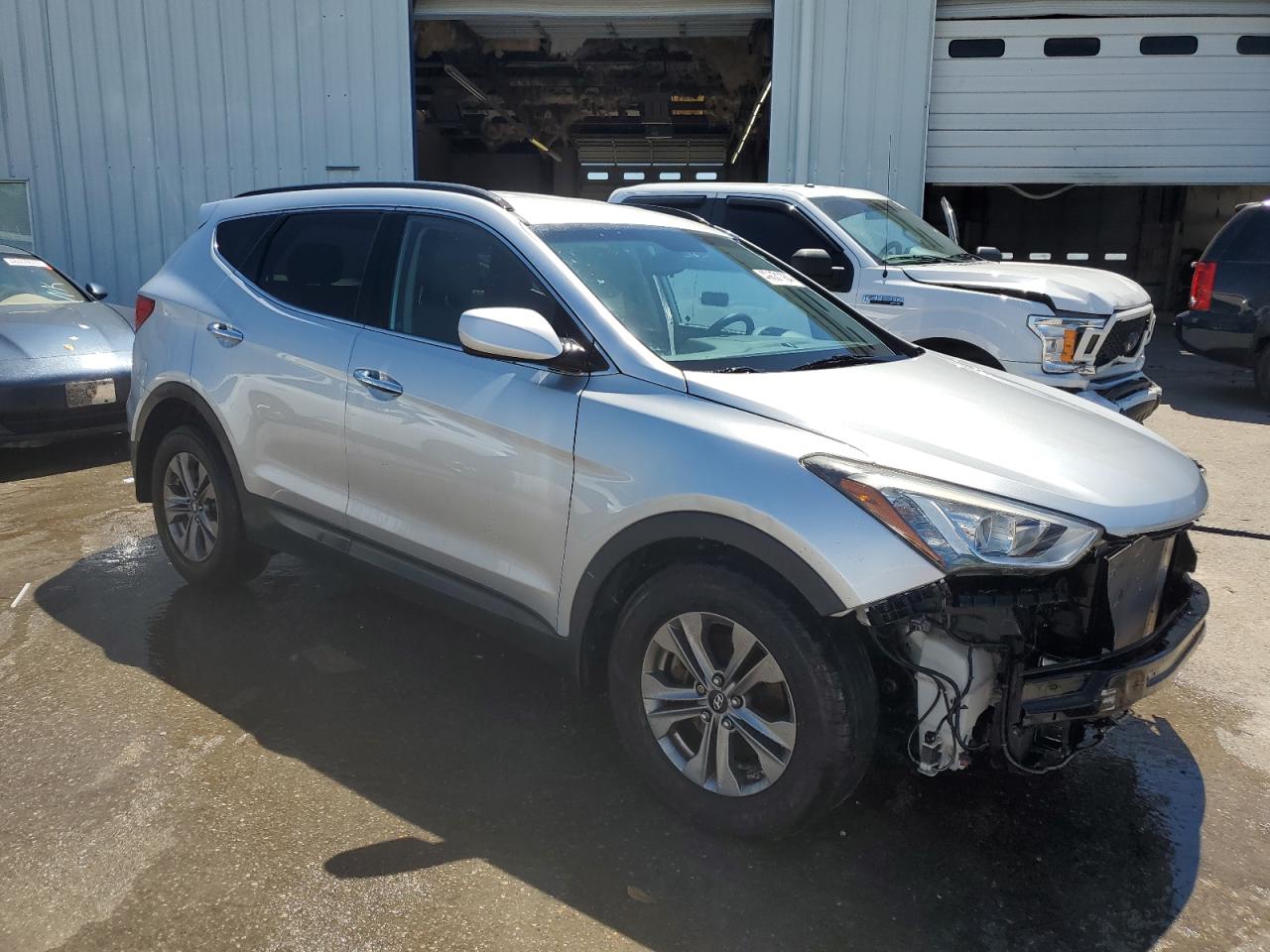 2016 Hyundai Santa Fe Sport vin: 5XYZU3LB3GG355095