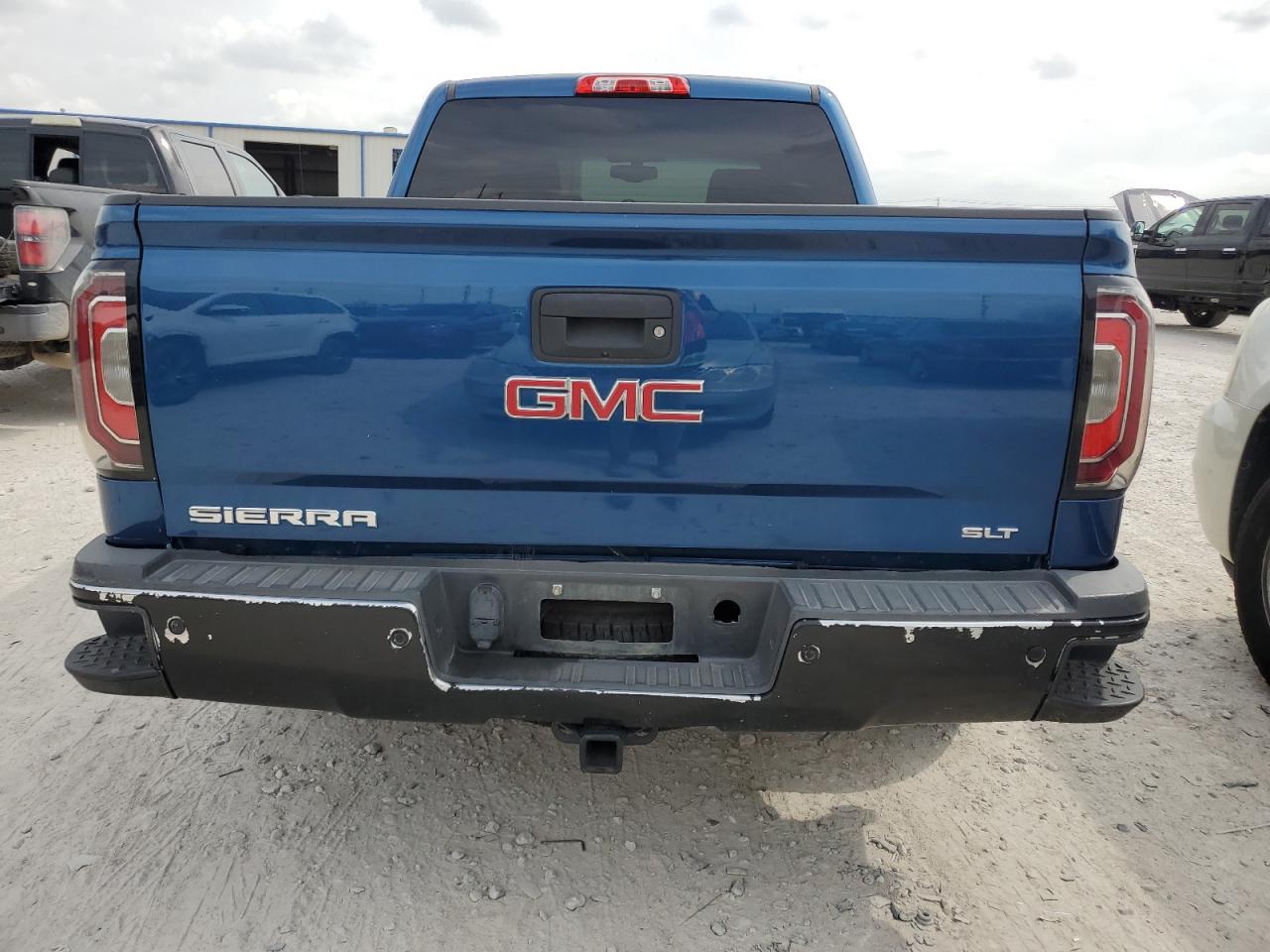 3GTU2NEC3JG216854 2018 GMC Sierra K1500 Slt