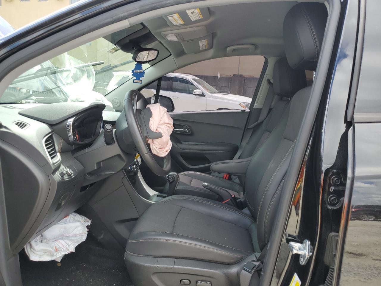 VIN: KL7CJLSB8LB351822 2020 CHEVROLET TRAX