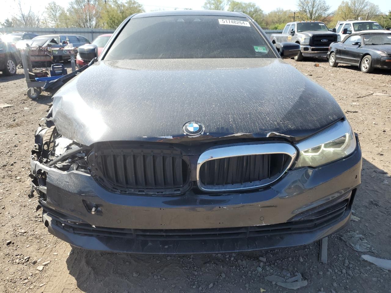 WBAJA7C56KG910762 2019 BMW 530 Xi