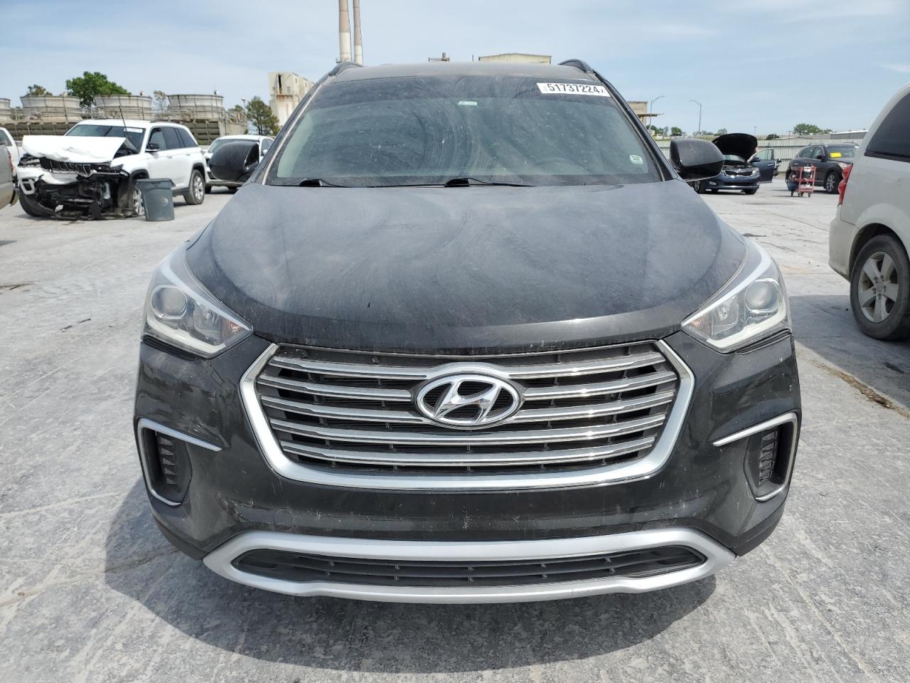 KM8SMDHF2HU216817 2017 Hyundai Santa Fe Se
