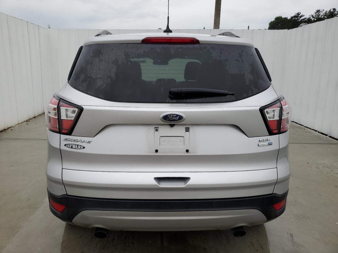 1FMCU9HD9JUD40525 2018 Ford Escape Sel