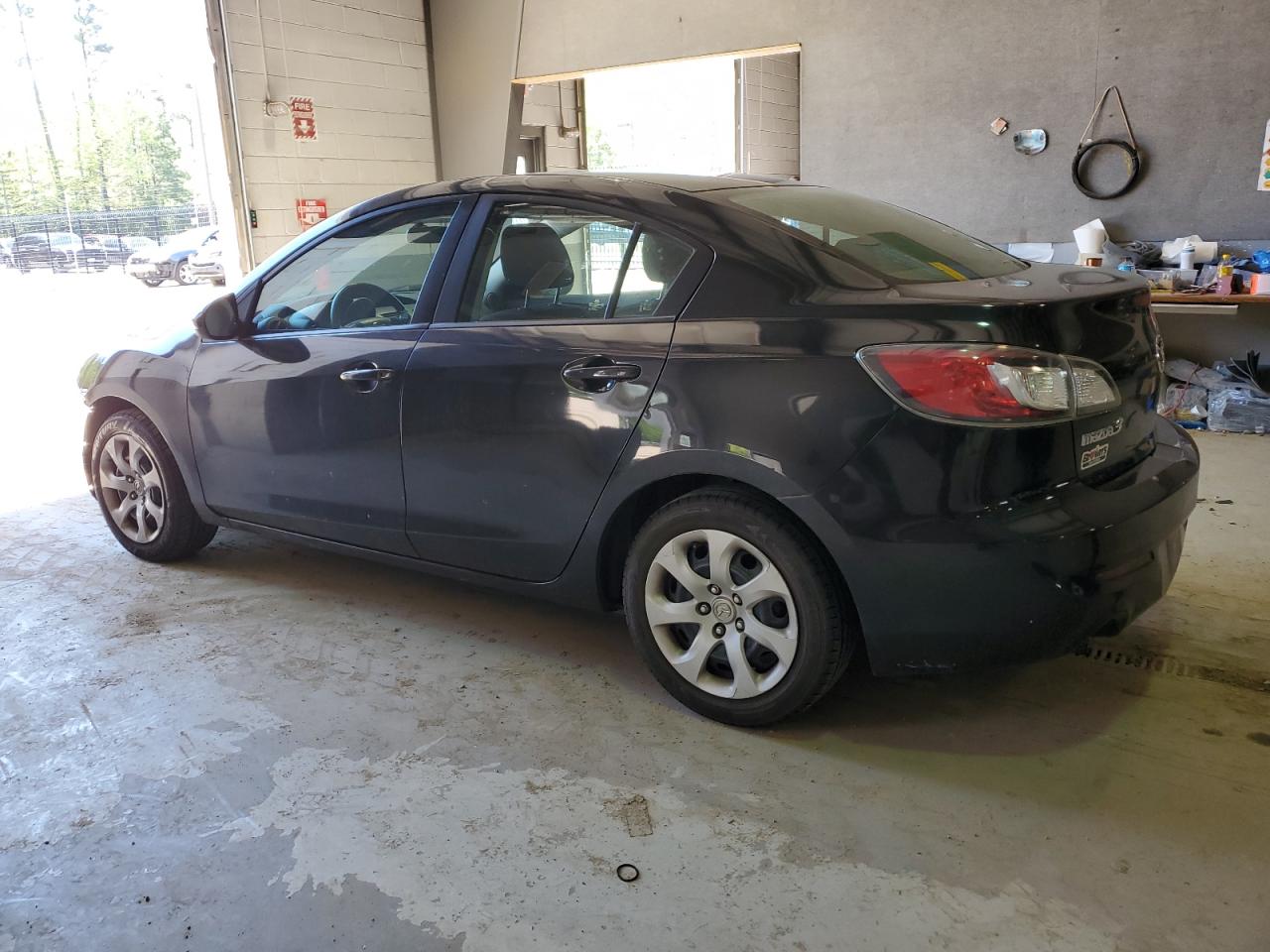 JM1BL1UG6C1518125 2012 Mazda 3 I