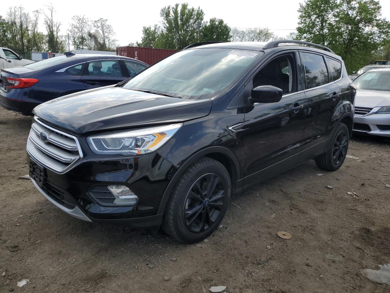 1FMCU0HD1JUD57069 2018 Ford Escape Sel