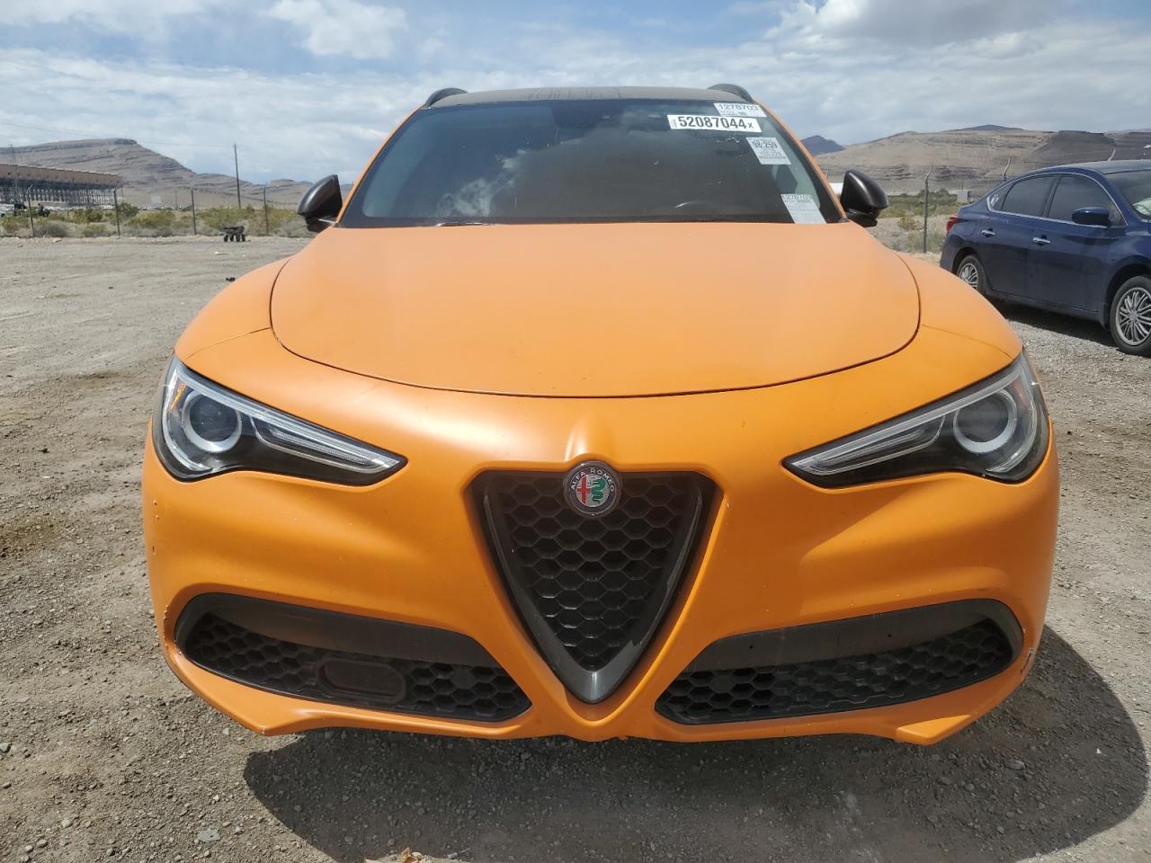 2018 Alfa Romeo Stelvio Ti vin: ZASFAKBN4J7B73760