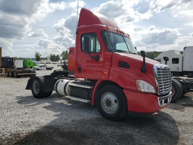 Lot #2503588863 2016 FREIGHTLINER CASCADIA 1 salvage car