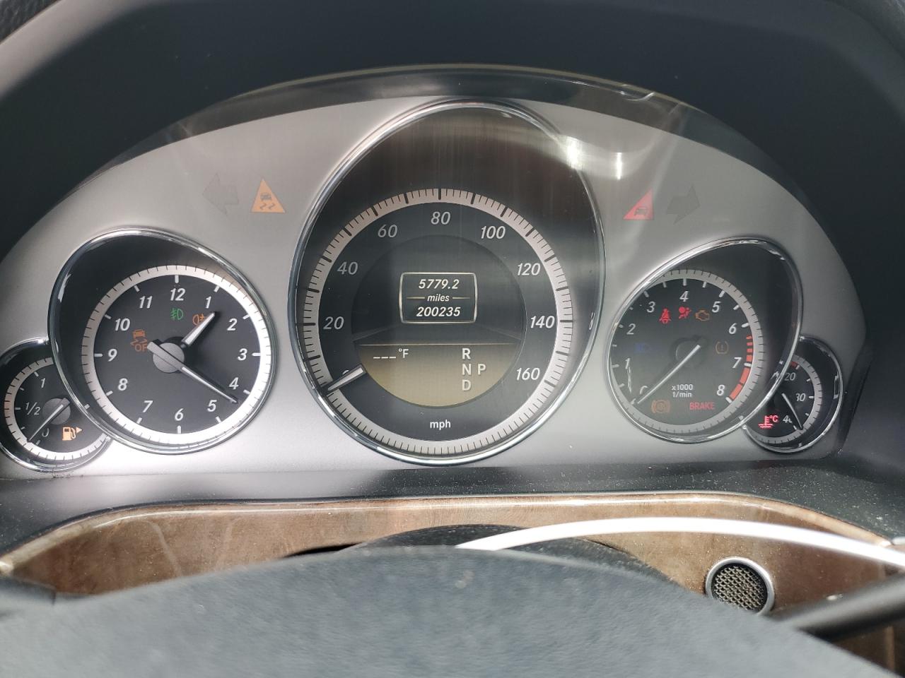 WDDHF8HBXBA497311 2011 Mercedes-Benz E 350 4Matic