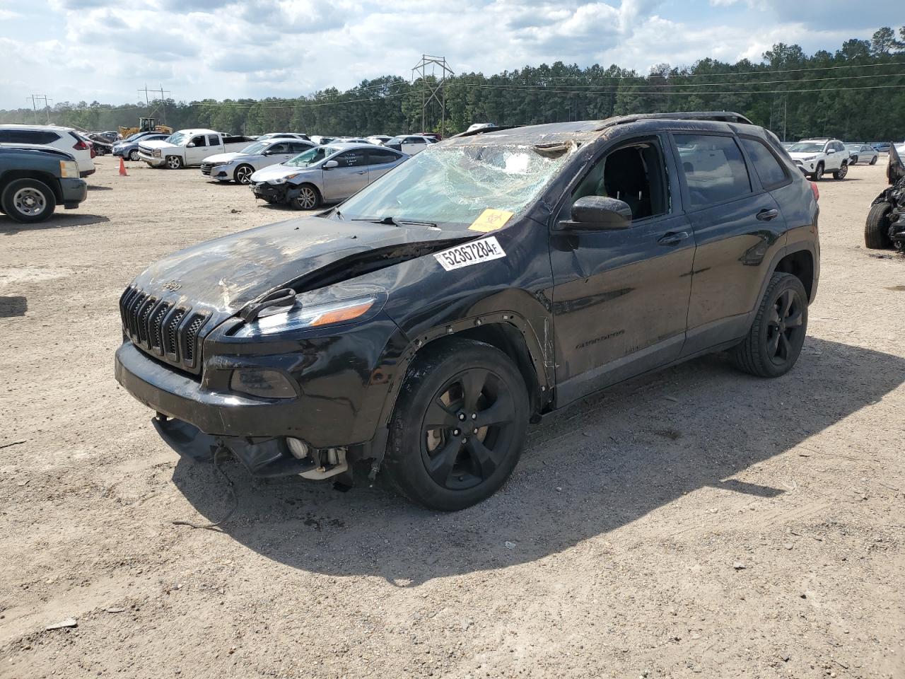 1C4PJLCB2JD518406 2018 Jeep Cherokee Latitude