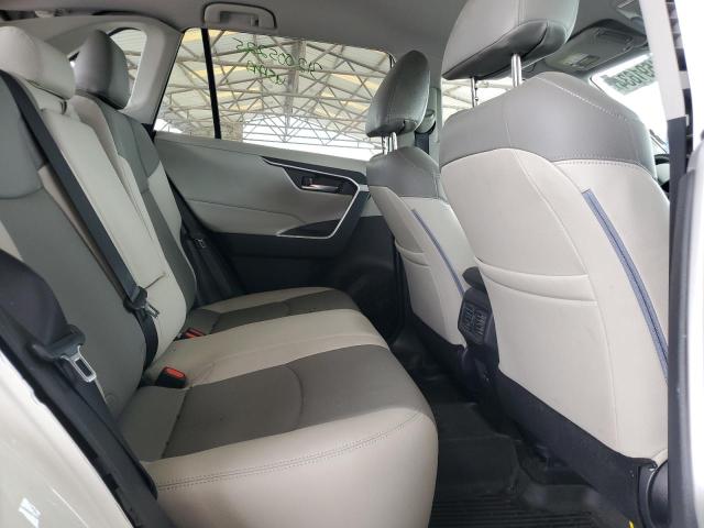 2020 TOYOTA RAV4 XLE - 2T3W1RFV6LC080114