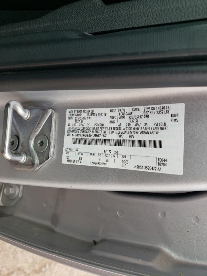 1FMCU9G95HUB67187 2017 Ford Escape Se