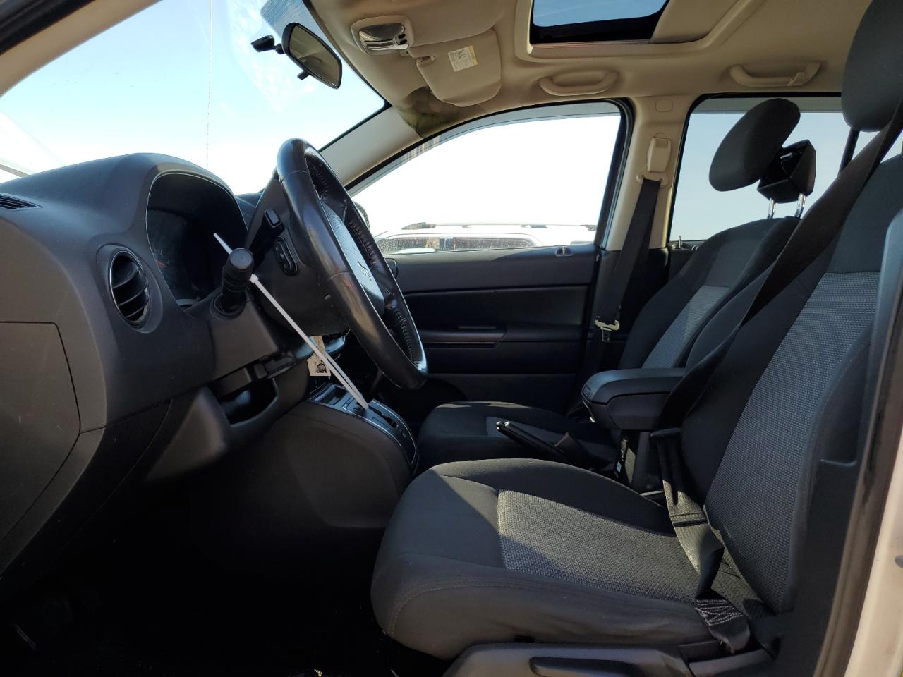 1J4NF4FBXAD500899 2010 Jeep Compass Sport