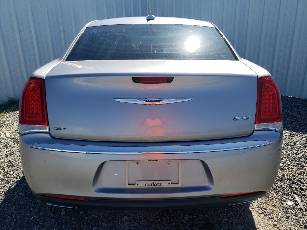 2C3CCAAG7HH591011 2017 Chrysler 300 Limited