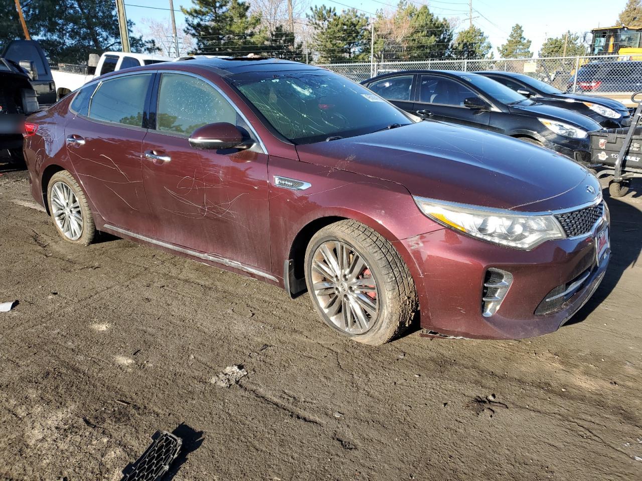 5XXGV4L25HG143203 2017 Kia Optima Sxl