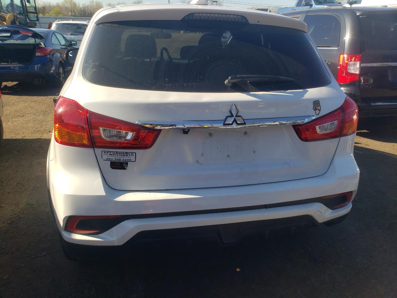 JA4AP3AUXJZ028091 2018 Mitsubishi Outlander Sport Es