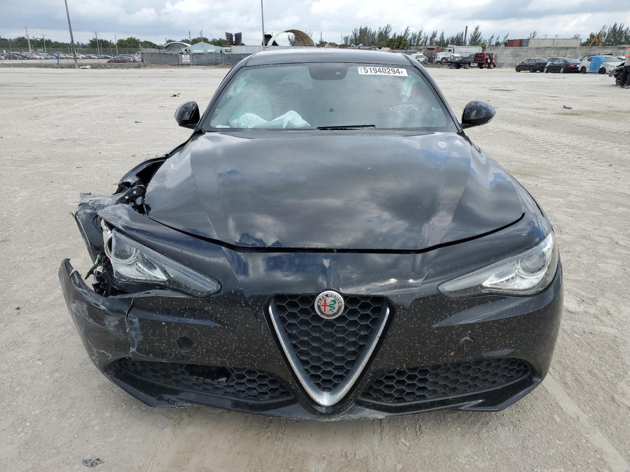 ZARFAEBN5J7594435 2018 Alfa Romeo Giulia