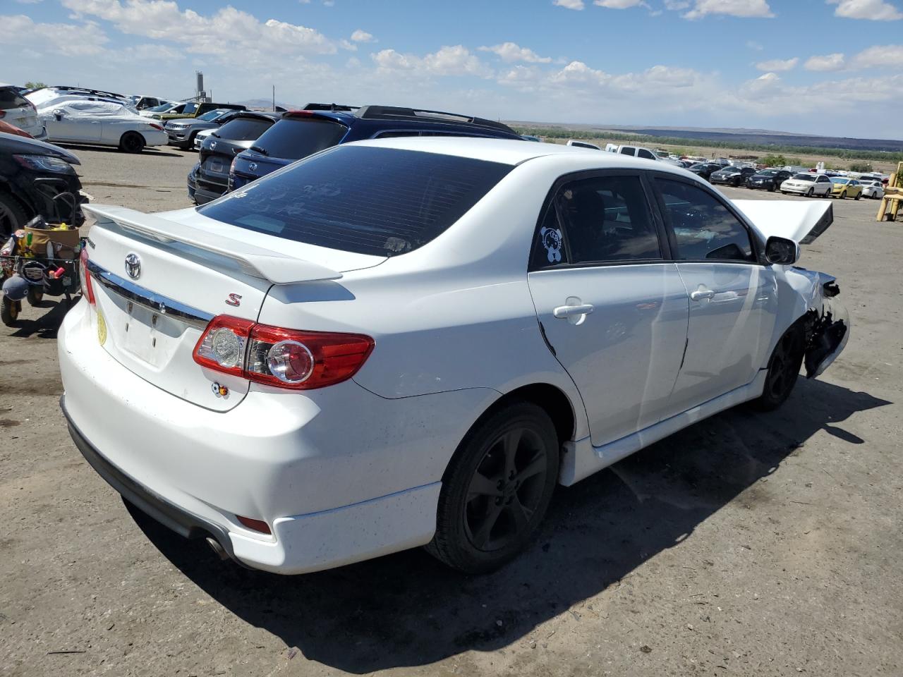 2T1BU4EE0DC115766 2013 Toyota Corolla Base